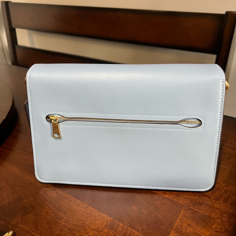 Coach Bluebell Chain Tabby 🩵✨ - Picture 4 of 5